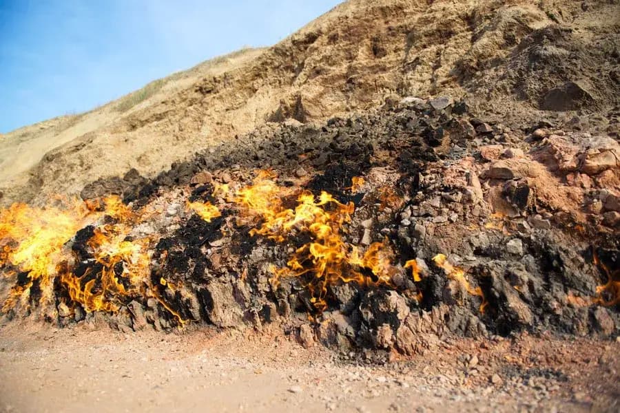 Yanar Dag (Burning Mountain)